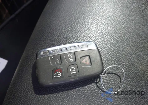 2017 Jaguar F-Pace 35T Premium z USA, uszkodzony, nr VIN SADCJ2BV4HA882069